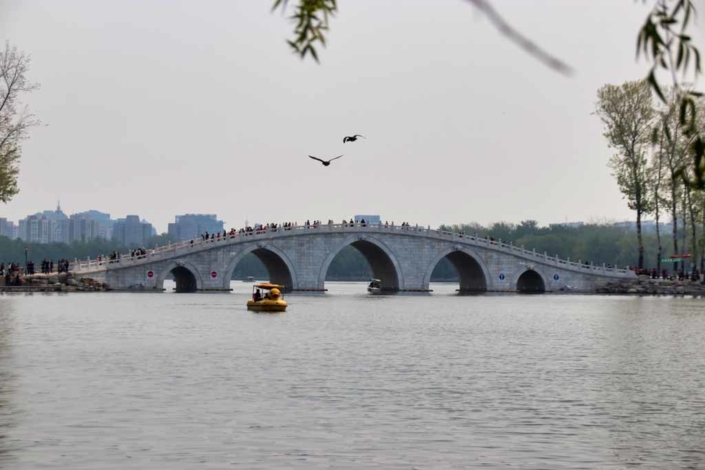 Bogenbrücke im Yuyuantan-Park